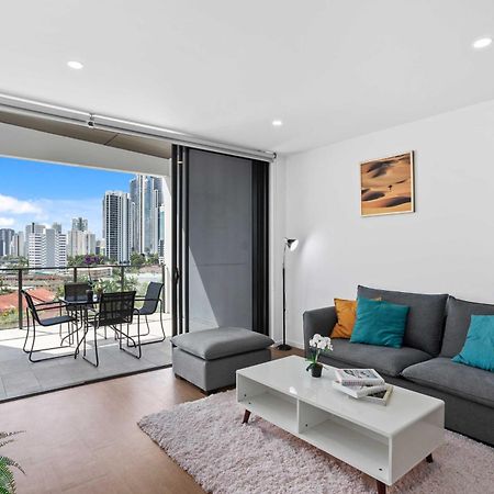 Peninsular Gold Coast Aparthotel ภายนอก รูปภาพ