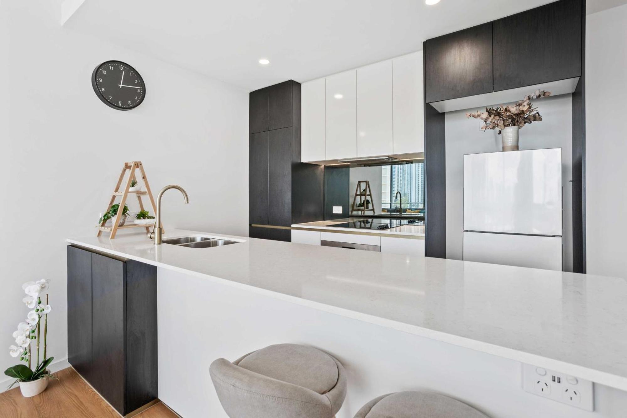 Peninsular Gold Coast Aparthotel ภายนอก รูปภาพ