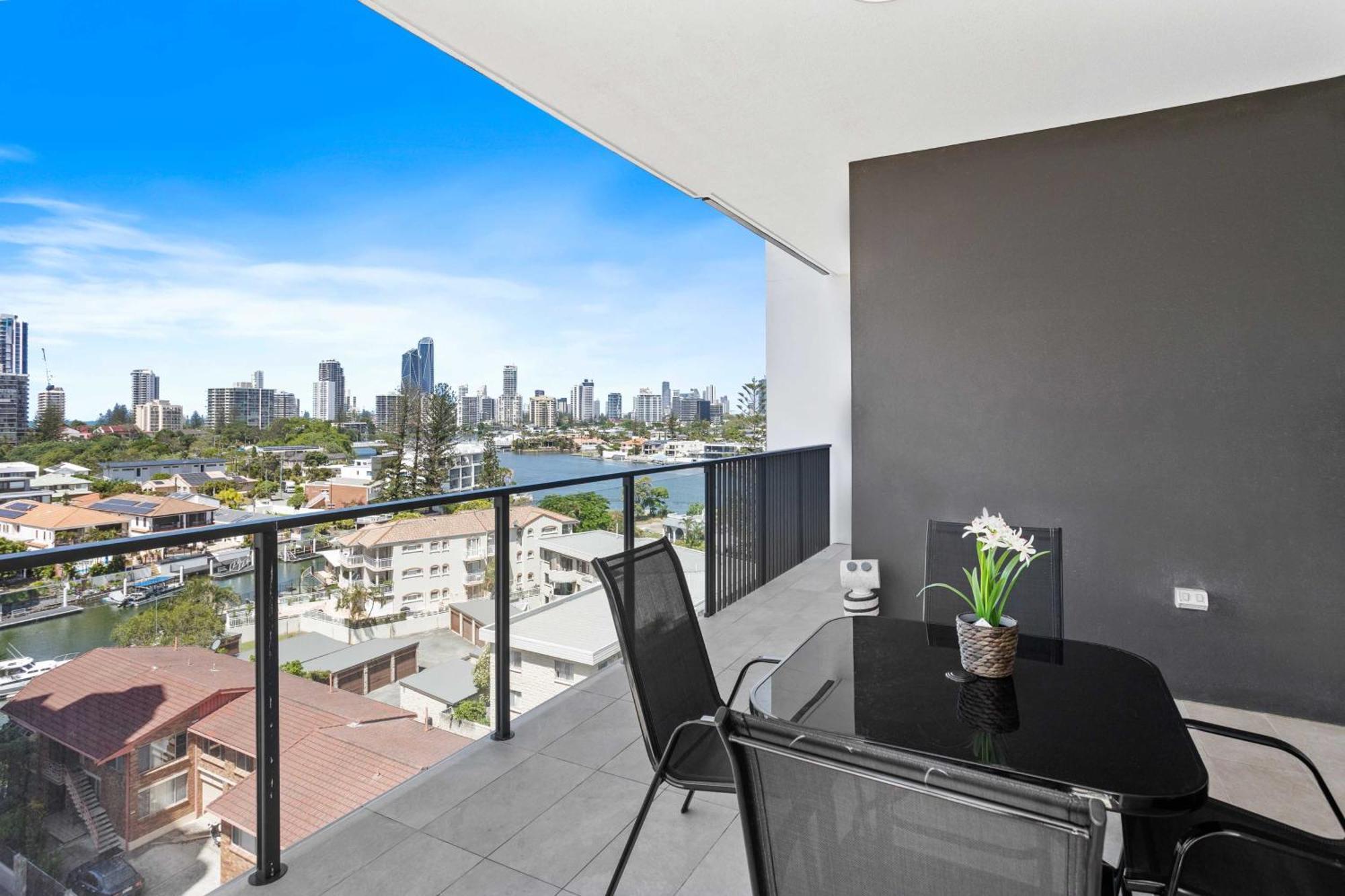 Peninsular Gold Coast Aparthotel ภายนอก รูปภาพ