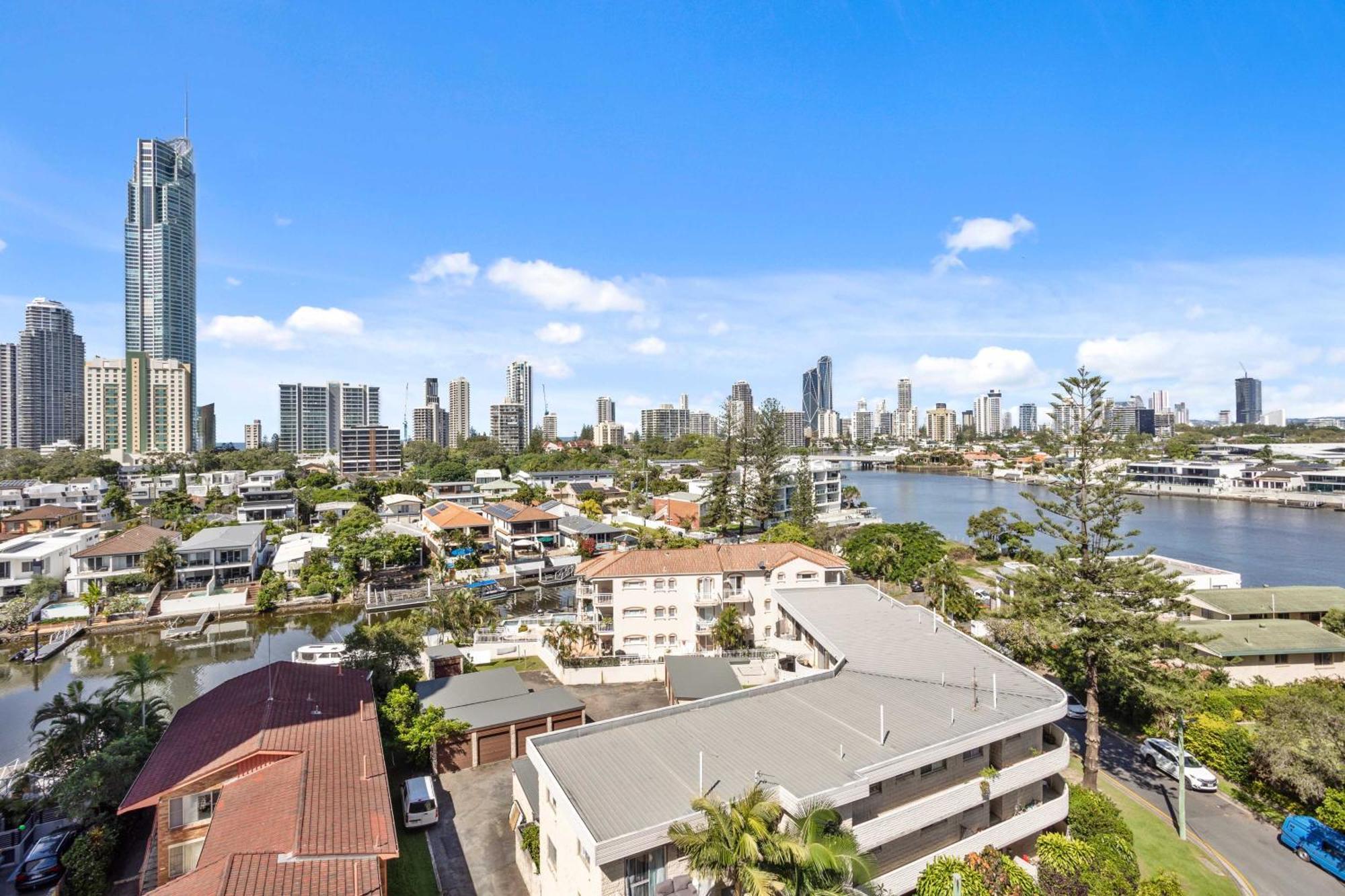 Peninsular Gold Coast Aparthotel ภายนอก รูปภาพ