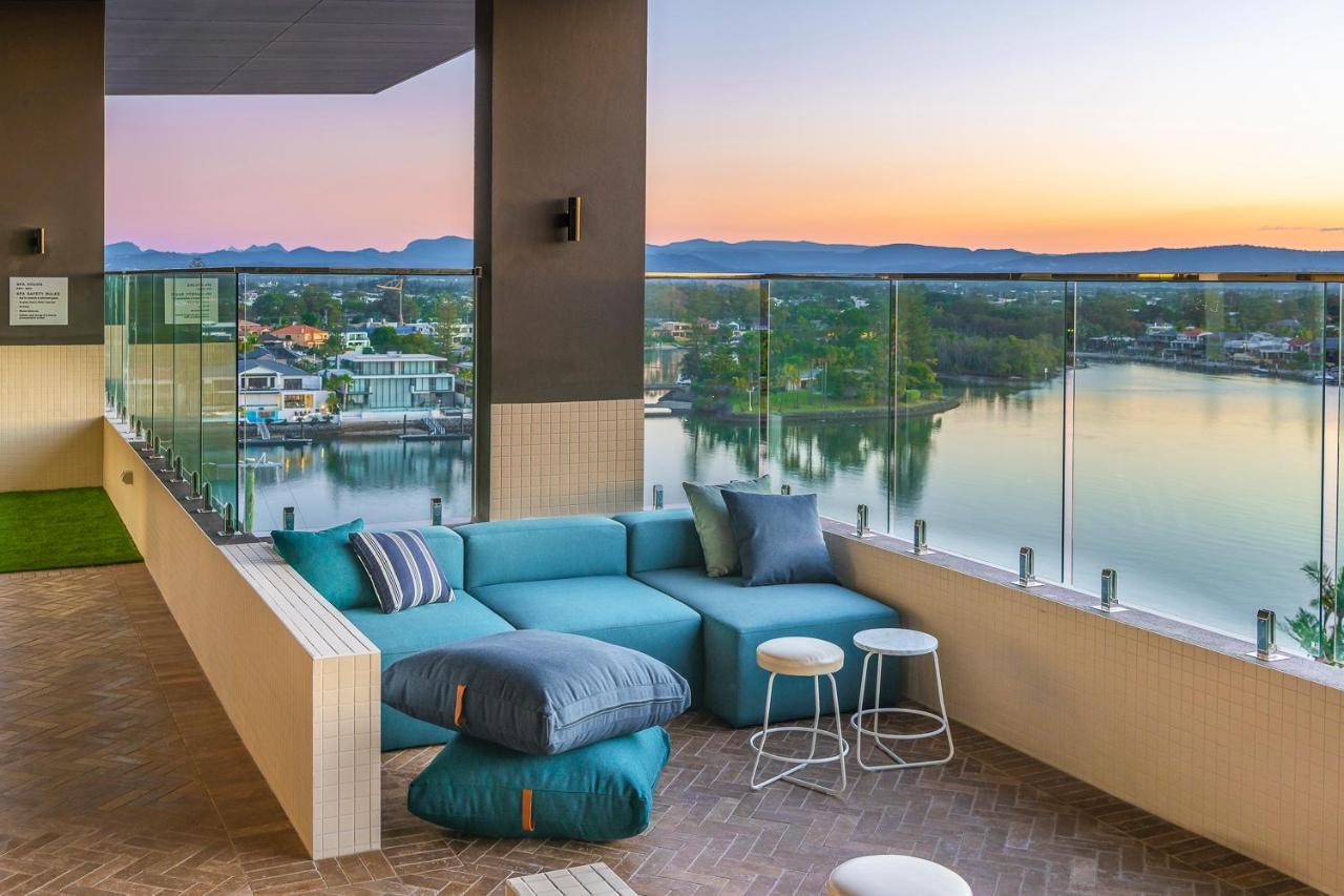 Peninsular Gold Coast Aparthotel ภายนอก รูปภาพ