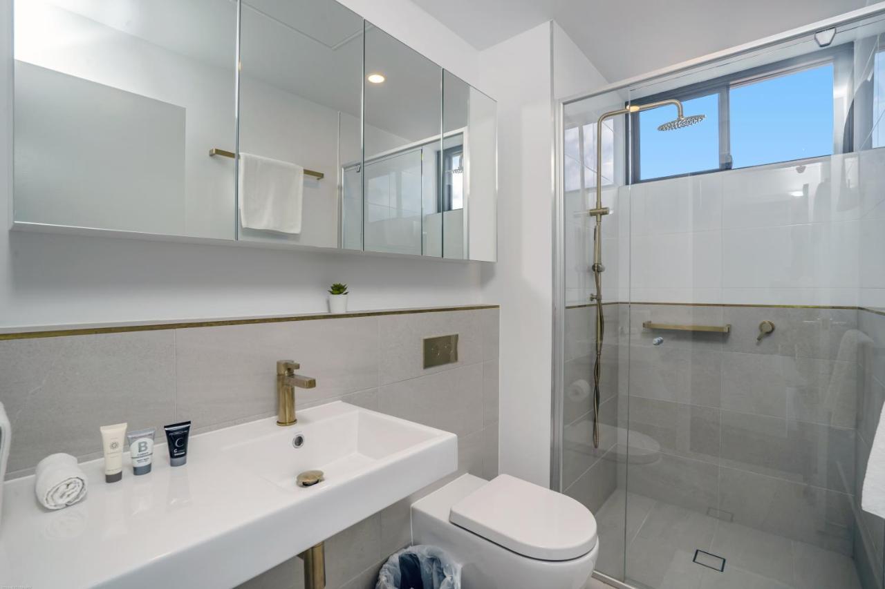 Peninsular Gold Coast Aparthotel ภายนอก รูปภาพ