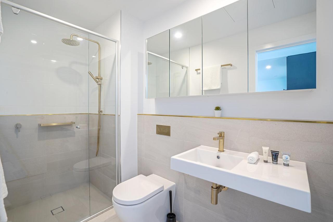 Peninsular Gold Coast Aparthotel ภายนอก รูปภาพ
